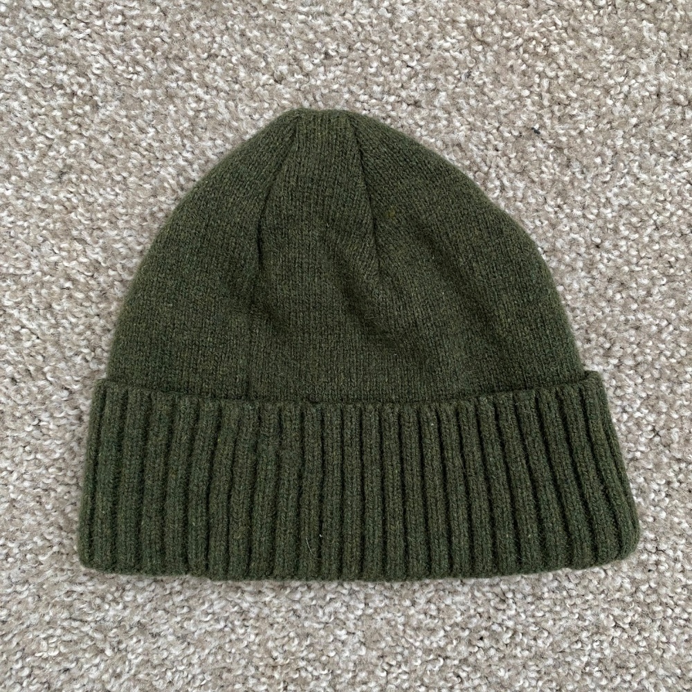 Patagonia Men’s Brodeo Beanie In Industrial Green w/ Line Logo Ridge Patch SZ OS - Picture 3 of 4